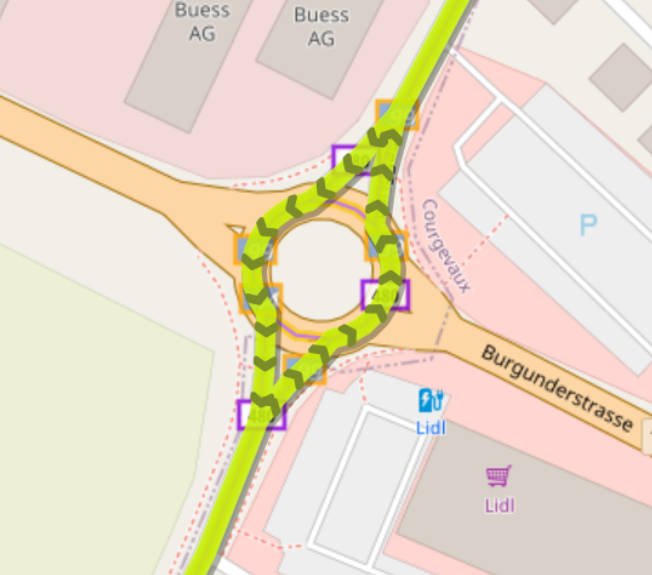 Roundabout with split approach